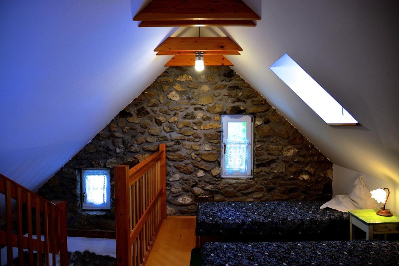 Kapolcs Cottage ภายนอก รูปภาพ
